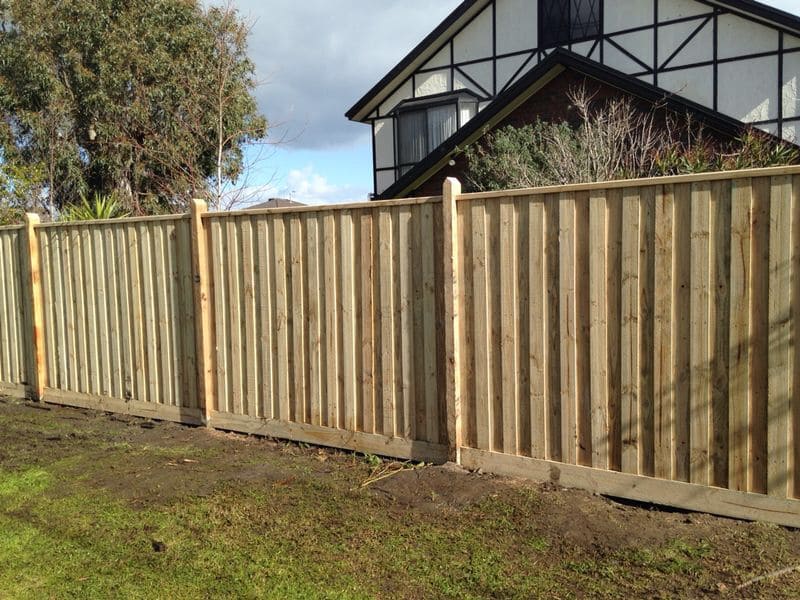 Timber fencing for rural property in Nar Nar Goon