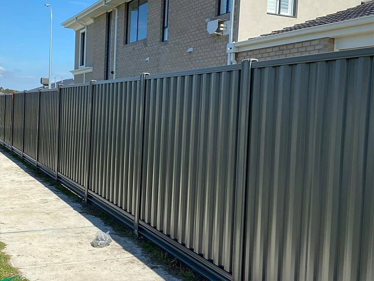 Colorbond-Fencing-005