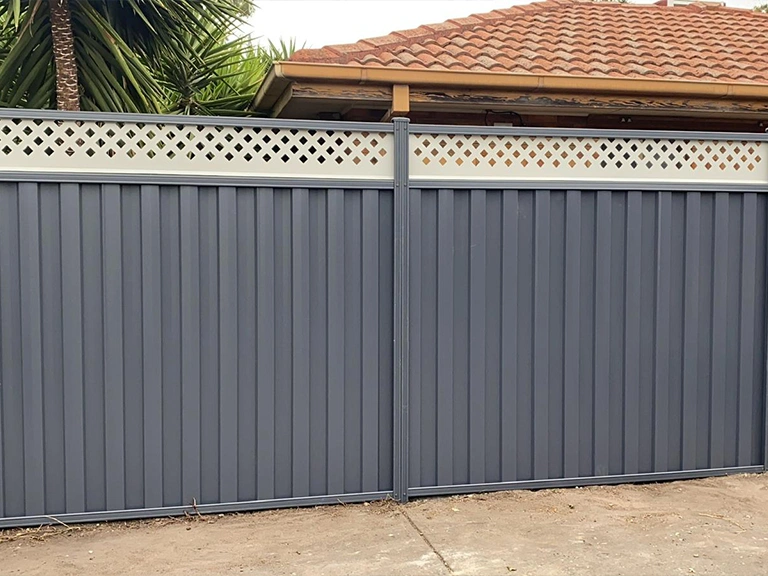Colorbond-Fencing-04