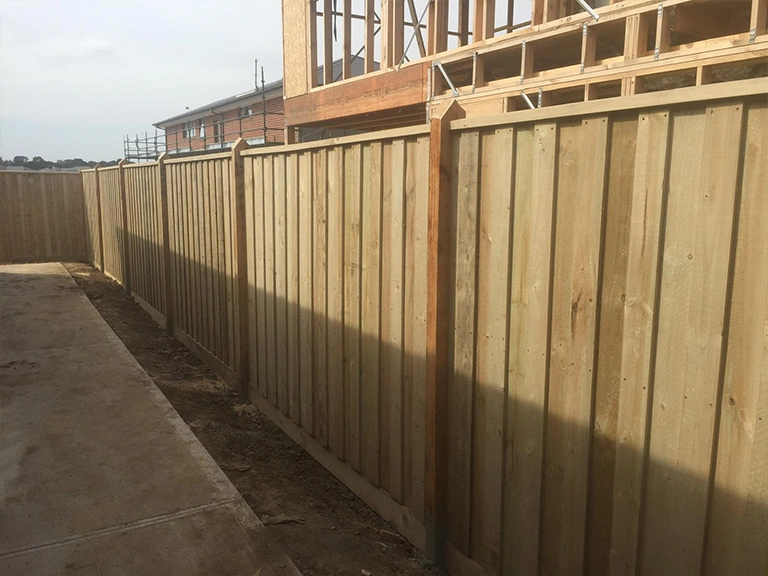 Timber-Fencing-03