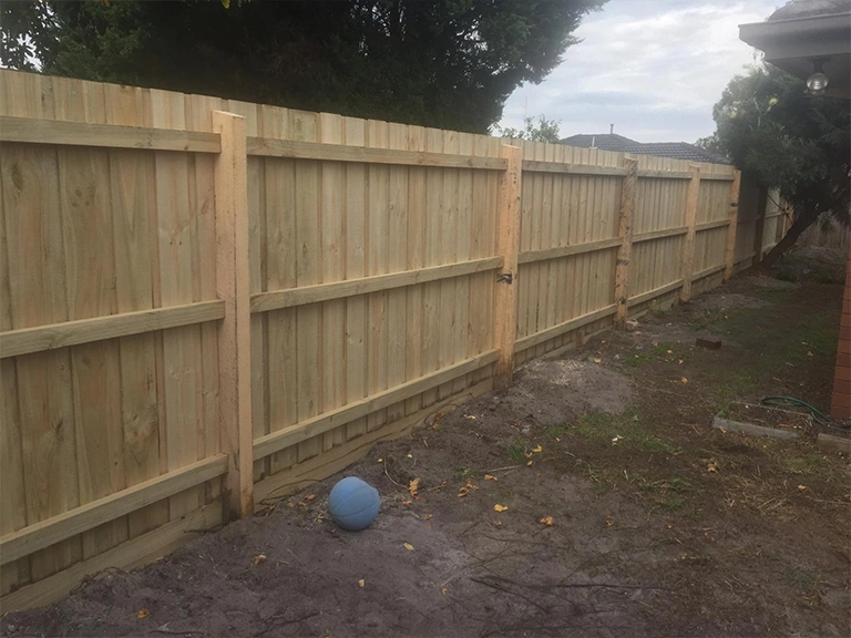 Timber-Fencing-07