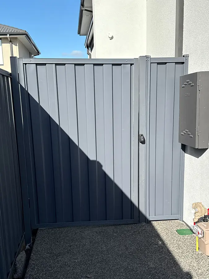 Sliding Colorbond Gate Berwick