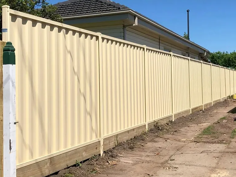 Residential timber fencing Endeavour Hills